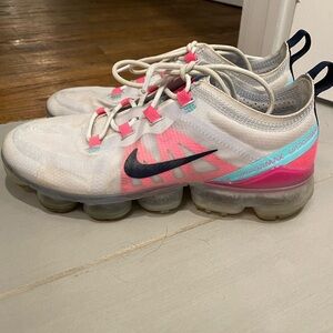 Nike Vapormax Flyknit - White, Pink, and Black